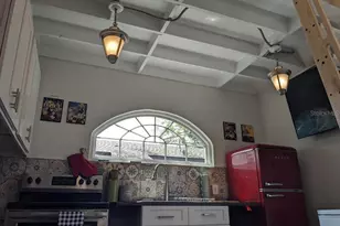 735 26th Ave S, Saint Petersburg, FL 33705 - Photo 15