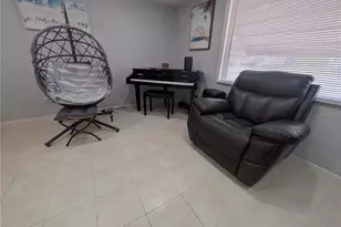 6212 18th St, Zephyrhills, FL 33542 - Photo 5