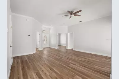 5809 Guenevere Court, Saint Cloud, FL 34772 - Photo 11