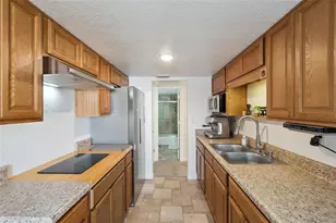 1036 Plantation Dr, Kissimmee, FL 34741 - Photo 7