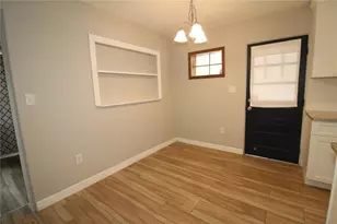 207 Lake View Dr, Sanford, FL 32773 - Photo 3