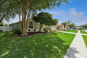 14975 Faversham Cir, Orlando, FL 32826 - Photo 3