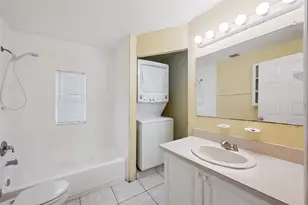 5937 Rosette St, Orlando, FL 32835 - Photo 13