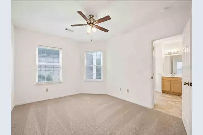 7270 Westpointe Boulevard #910, Orlando, FL 32835 - Photo 17