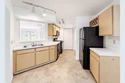 7270 Westpointe Boulevard #910, Orlando, FL 32835 - Photo 11