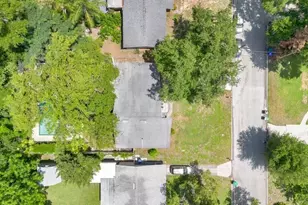 2512 Lake Wade Ct, Orlando, FL 32806 - Photo 23