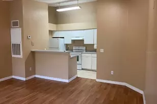 5028 Park Central Dr, Orlando, FL 32839 - Photo 3
