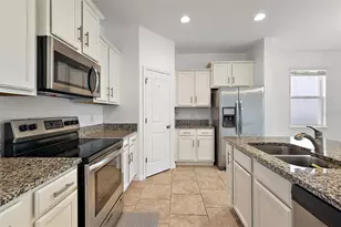 16459 Centipede St, Clermont, FL 34714 - Photo 11