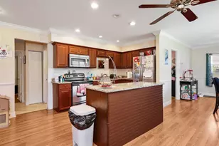 5211 Maple Ln, Naples, FL 34113 - Photo 9