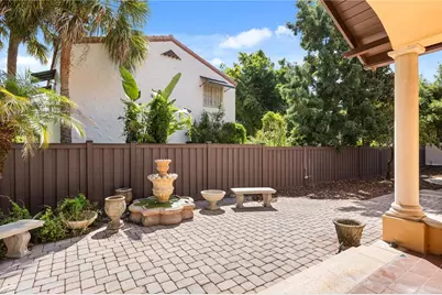 737 Springdale Rd, Orlando, FL 32804 - Photo 3