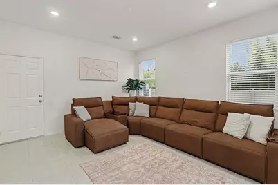 1180 Wycliffe Way, Saint Cloud, FL 34771 - Photo 5