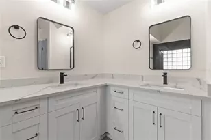 10217 Timberland Point Dr, Tampa, FL 33647 - Photo 33
