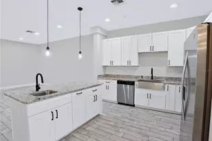 2233 E Kaley Ave, Orlando, FL 32806 - Photo 3