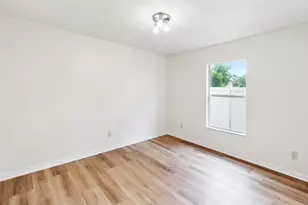 30612 Palmerston Pl, Wesley Chapel, FL 33545 - Photo 17