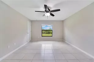 10116 Carloway Hills Dr, Wimauma, FL 33598 - Photo 15