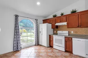 34 Bradford, Kissimmee, FL 34758 - Photo 5
