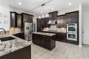 9918 Hatton Cir, Orlando, FL 32832 - Photo 3