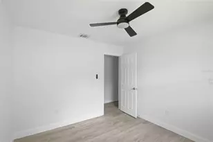 2733 Castle Oak Ave, Orlando, FL 32808 - Photo 15
