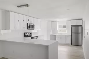 2733 Castle Oak Ave, Orlando, FL 32808 - Photo 11