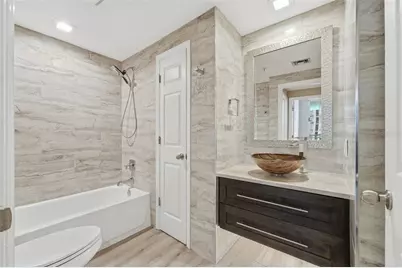 322 E Central Boulevard #912, Orlando, FL 32801 - Photo 19