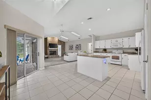 1303 Acres Dr, Apopka, FL 32703 - Photo 7