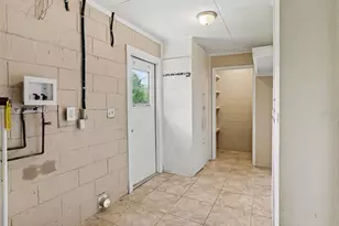 3255 Kelvington Dr, Orlando, FL 32810 - Photo 7