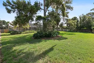 241 Meadow Bay Ct, Lake Mary, FL 32746 - Photo 27
