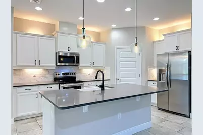 16131 Hampton Crossing Drive, Winter Garden, FL 34787 - Photo 3