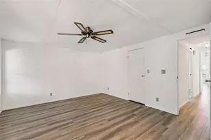 938 Blue Heron Blvd, Osteen, FL 32764 - Photo 11