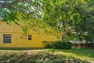 2600 Clementon Park Ct, Orlando, FL 32835 - Photo 33