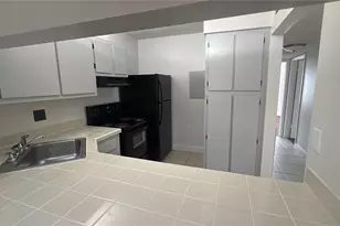 8203 Sun Spring Cir, Orlando, FL 32825 - Photo 3