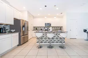 664 Benoi Dr, Davenport, FL 33896 - Photo 5
