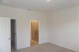 8051 Penrose Pl, Wildwood, FL 34785 - Photo 15