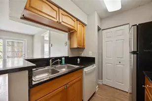 241 Afton Square, Altamonte Springs, FL 32714 - Photo 5