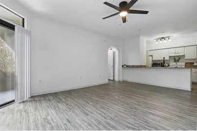 911 N Orange Avenue #409, Orlando, FL 32801 - Photo 9