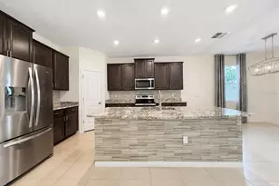 12544 Shining Willow St, Riverview, FL 33579 - Photo 7