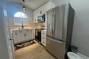 6738 Magnolia Pointe Cir, Orlando, FL 32810 - Photo 5