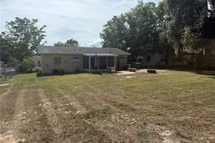 37 Pine St, Eustis, FL 32726 - Photo 13