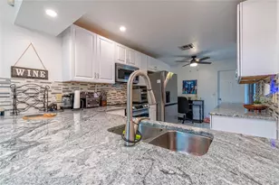 7720 Chapelhill Dr, Orlando, FL 32819 - Photo 23