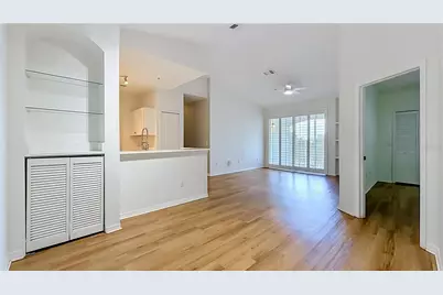 2615 Maitland Crossing Way #303, Orlando, FL 32810 - Photo 3