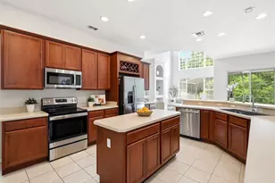 2555 Sand Arbor Cir, Orlando, FL 32824 - Photo 11