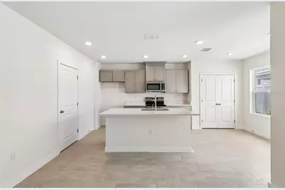 2688 Meadow Crest Drive, Saint Cloud, FL 34773 - Photo 9
