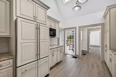 1330 Cherry Street NE, Saint Petersburg, FL 33701 - Photo 11