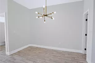 2233R E Kaley Ave, Orlando, FL 32806 - Photo 7
