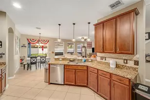 2711 Cypress Tree Trail, Saint Cloud, FL 34772 - Photo 19