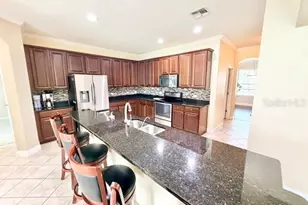 2103 Candlenut Cir, Apopka, FL 32712 - Photo 9