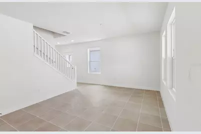 2692 Meadow Crest Drive, Saint Cloud, FL 34773 - Photo 7
