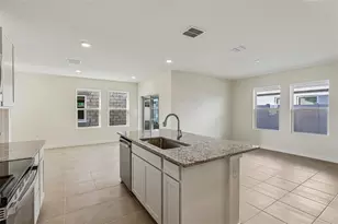 2720 Mdw Crst Dr, Saint Cloud, FL 34773 - Photo 3