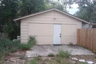 5607 Chet Dr, Orlando, FL 32818 - Photo 9