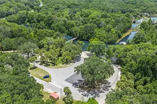 1389 NW 7th Ln, Lake Panasoffkee, FL 33538 - Photo 43